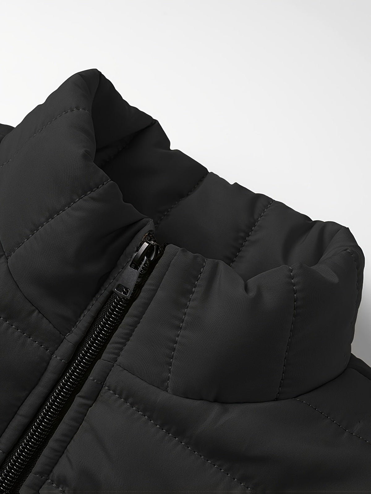 Jackson | Lightweight Quilted Puffer Jacket with Zipped Pockets