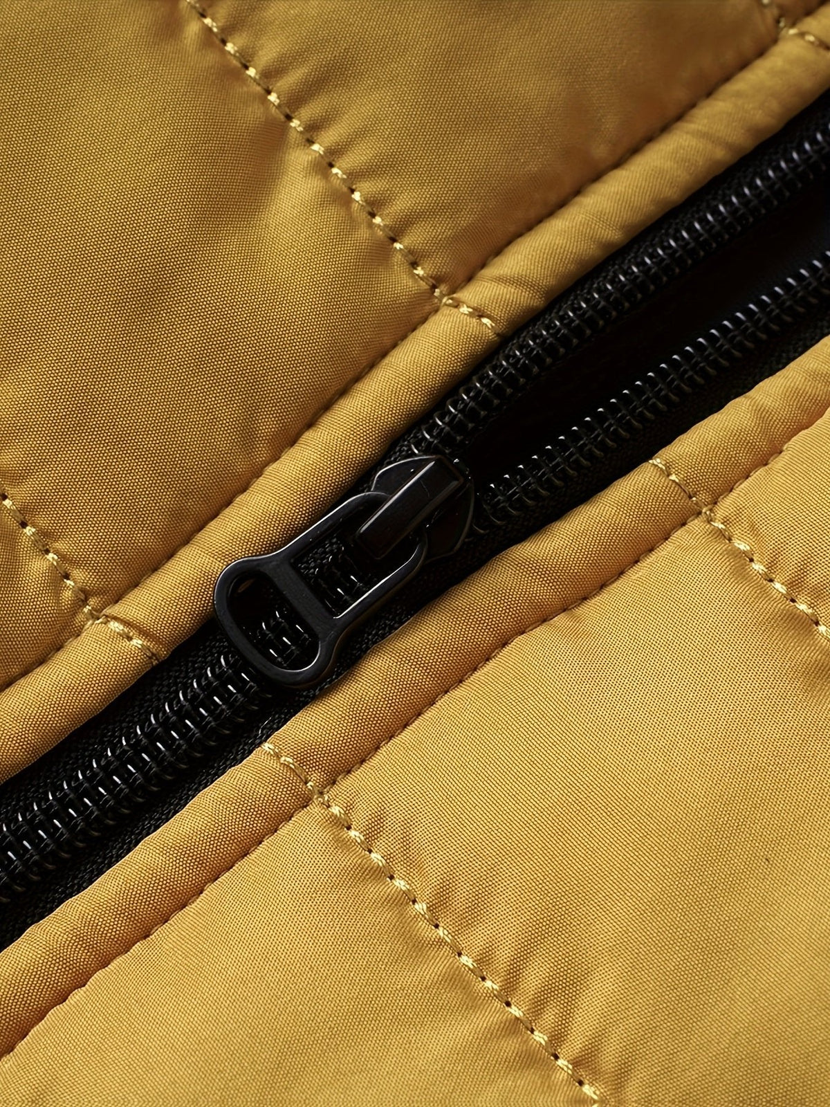 Jackson | Lightweight Quilted Puffer Jacket with Zipped Pockets