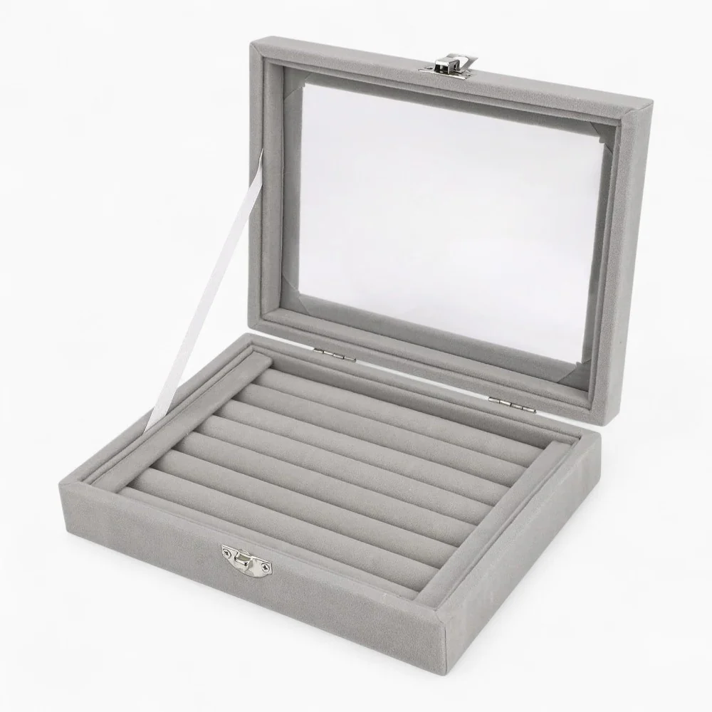 Ring Showcase — Soft Velvet Organizer