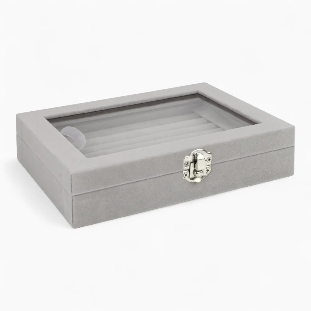 Ring Showcase — Soft Velvet Organizer