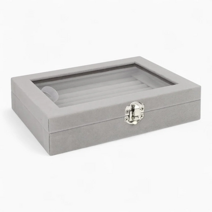 Ring Showcase — Soft Velvet Organizer