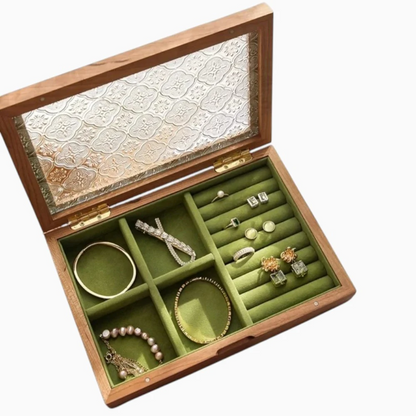 Jewelry Chest — Vintage Wooden Classic