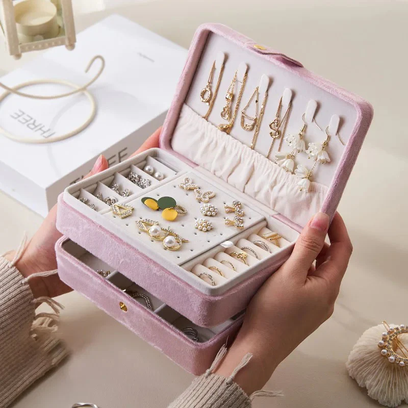 Travel Jewelry Case — Compact Velvet