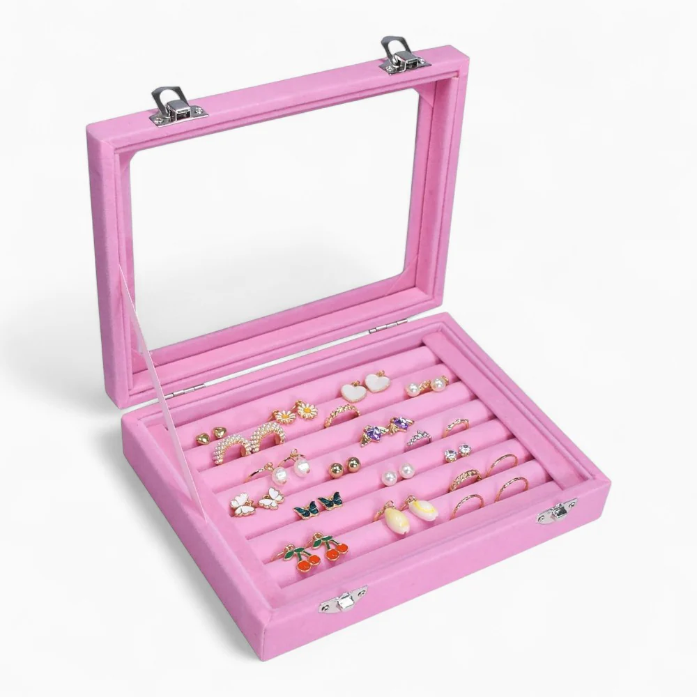 Ring Showcase — Soft Velvet Organizer